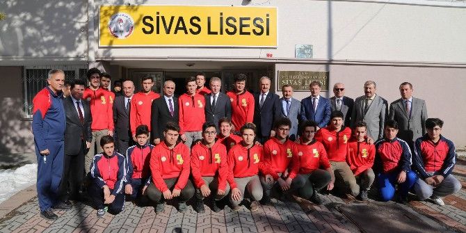 Vali Gül: "15 Temmuz İçimizdeki Hainlerin Kullanıldığı Bir Süreç"