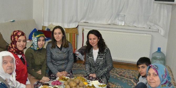 Karahisar Gençlik Merkezi “Çaya Geliyoruz” Projesini Hayata Geçirdi