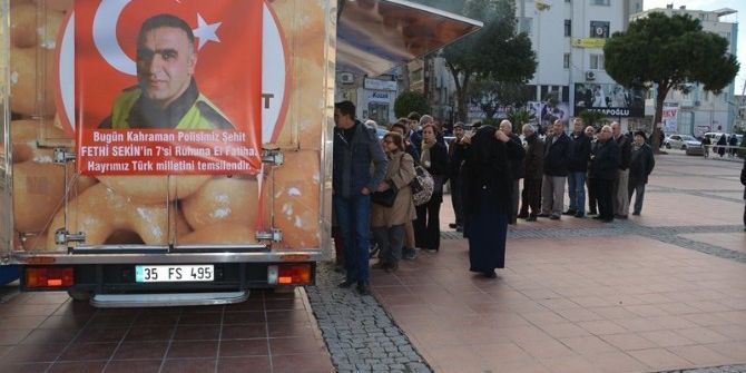 Aliağa’da, Şehit Polis Fethi Sekin İçin Lokma Döktürüldü