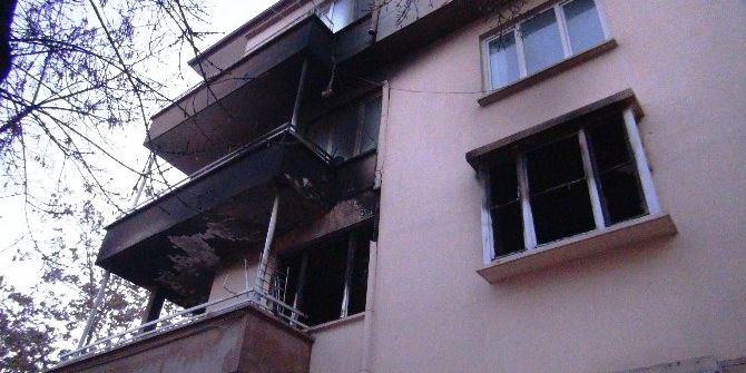 Gaziantep’te Kömür Sobası Patladı