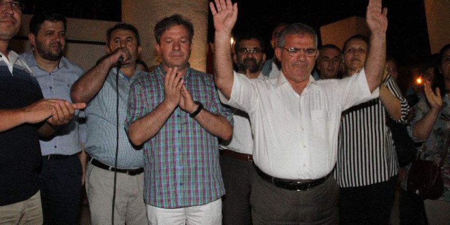 Fethiye’de Demokrasi Nöbeti Devam Ediyor