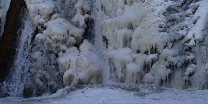 Samsun’da Şelale Dondu