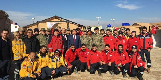 Tümamiral Prof.dr. Hayati Bilgiç, Çobanbey Sıhhi Tahliye Noktasını Ziyaret Etti