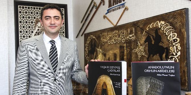 Ahlat’a İki Prestij Eser