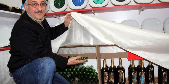 Atık Şişeden Sanat Eserine