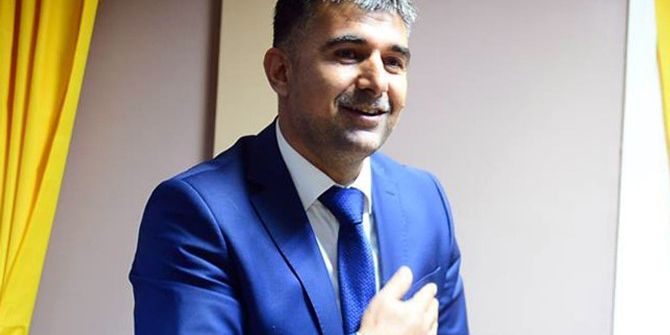 Bitlis’teki Öğrencilere Ayakkabı İle Mont Yardımı