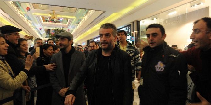 Çalgı Çengi İkimiz Oyuncuları Bursalılarla Buluştu