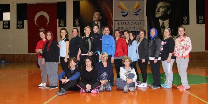 Kuşadası Belediyespor Kadınlar İçin Spor Kursları Düzenliyor