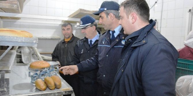 Artvin’de Fırıncılara Gramaj Denetimi