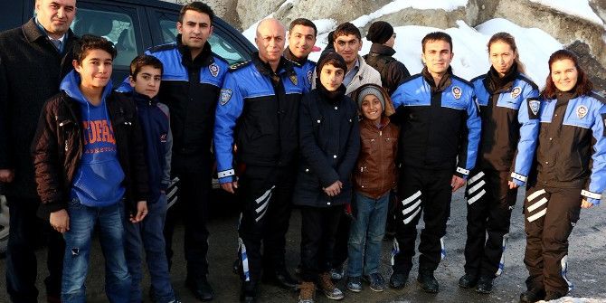 Emniyet Müdürü Dilberoğlu Çocuklarla Sohbet Etti