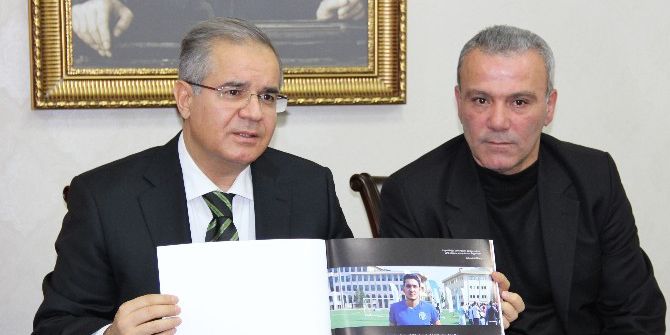 15 Temmuz’da Yaşananlar Ve Şehit Muhammed Yalçın Anısına Kitap Ve Cd Bastırıldı