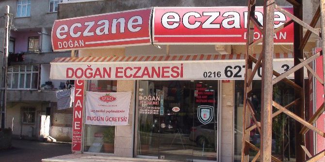 Silahlı Soyguncuyu Yaka Paça Dışarı Atan Kahraman Eczacı Konuştu