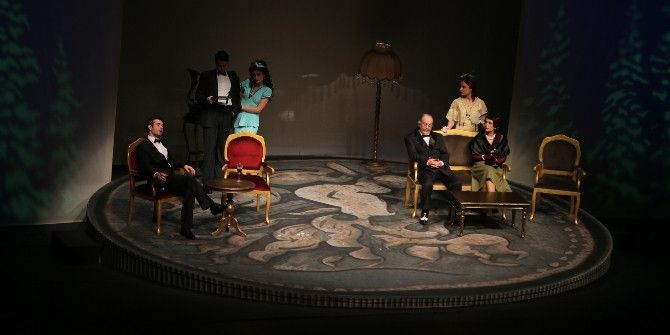 Denizli’de “Para” Oyunu Sahnelendi