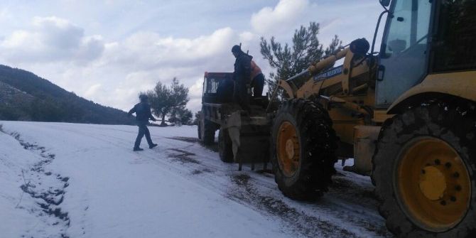 Alaşehir Belediyesi Yol Açma Çalışmalarına Devam Ediyor