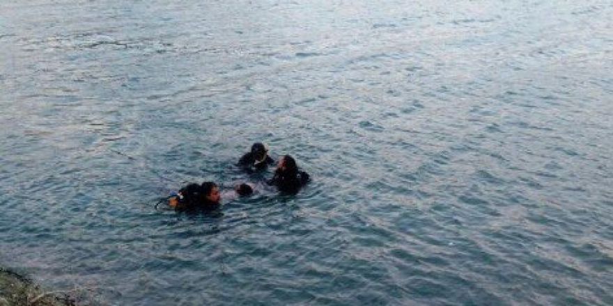 Serinlemek İçin Girdiği Baraj Gölünde Boğuldu