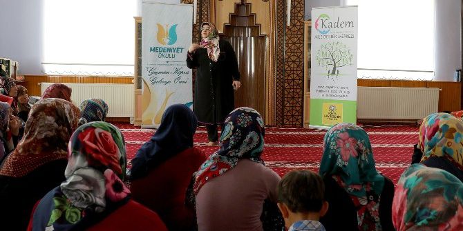 Kadın Aile Destek Merkezi’nde 2016 Yılında 3 Bin 485 Kişiye Danışmanlık Hizmeti Verildi