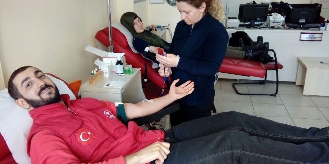 Kızılay’ın Çağrısına Gençler Duyarsız Kalmadı