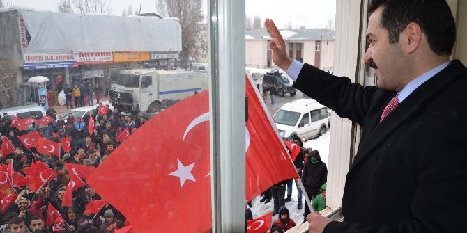 Eksi 9 Derecede Teröre Lanet Mitingi