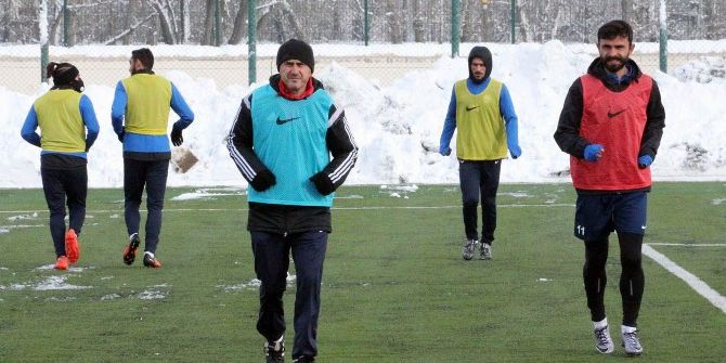 Sivas Belediyespor İkinci Yarıya Galibiyetle Başlamak İstiyor