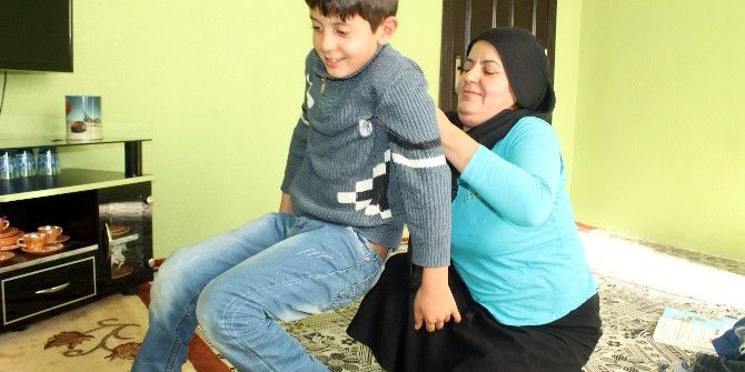 10 Yaşındaki Serhat’ın Tek Hayali Top Oynayabilmek