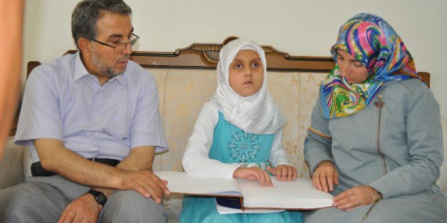 Görme Engelli Kız Hafız Olmak İstiyor