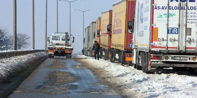 Kapıkule’de ‘Kar’ Kuyruğu Erimiyor