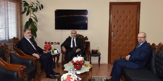 Vali Demirtaş: “Müftülük, Din, Devlet Ve Millete Hizmettir”