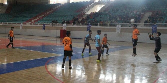 Diyarbakır’da Futsal Müsabakaları Tamamlandı