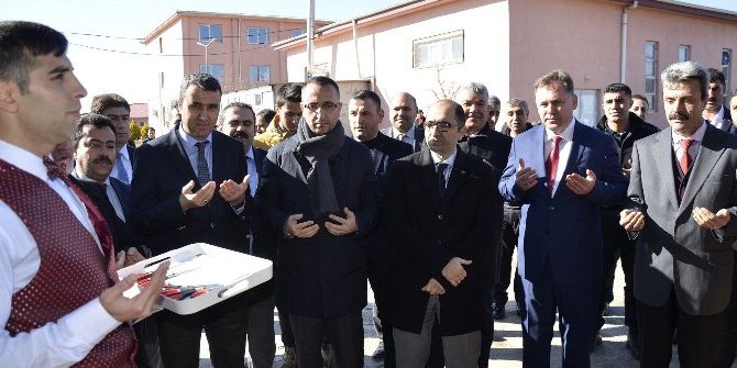 Cezaevi Camisi İbadete Açıldı