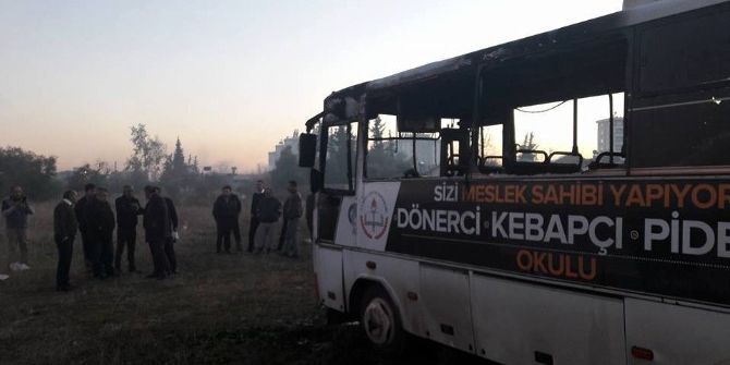 Araç Sahibinin Oğluna Kızan Şoför Toplu Taşıma Aracını Yaktı