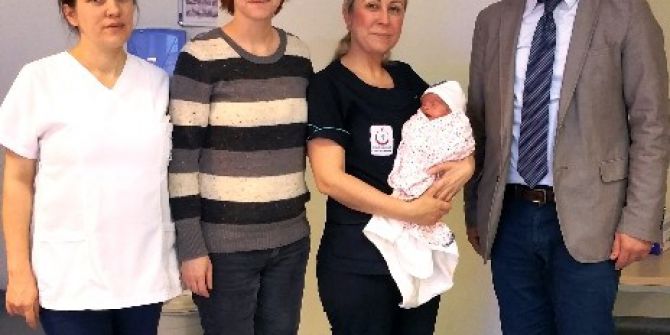 Antalya’da İlk Kez ‘Prematüre Anneleri Okulu’ Uygulaması Başlıyor