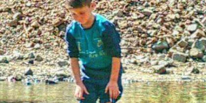 Bursa’da Otomobil Otobüs Durağına Daldı: 7 Yaşındaki Enes Kurtarılamadı