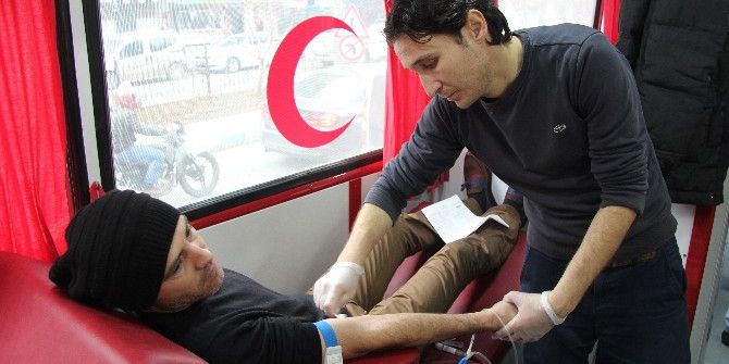 Tügva Dan Kızılay’a Kan Bağışı