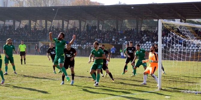 Alaşehir Belediyespor’un Zorlu Mesaisi