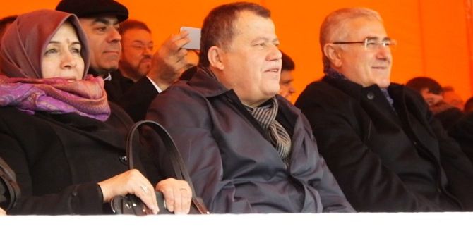 Yargıtay Başkanı Cirit, Deve Güreşi İzledi