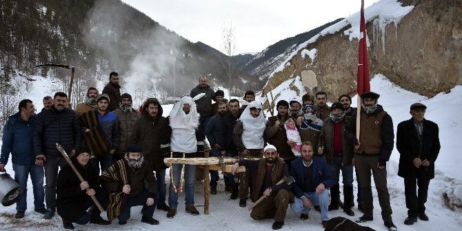 Gümüşhane’de Renkli Kalandar Kutlaması