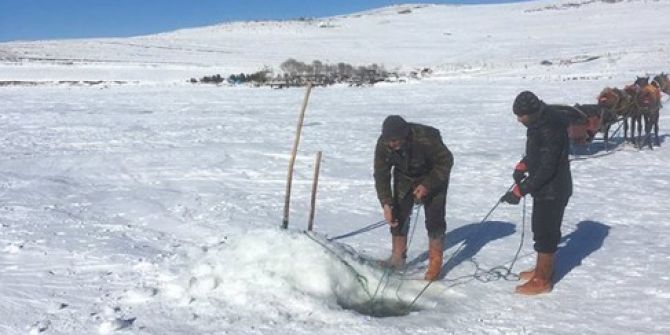 Vali Doğan, Çıldır Gölü’nde Atlı Kızakla Gezdi