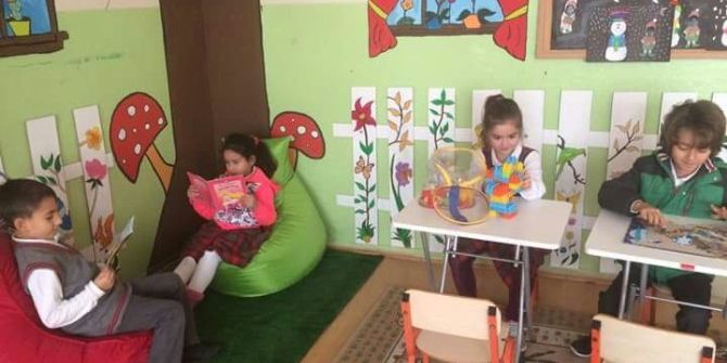 Bu Okulda Oyun Ve Okuma Köşesi Var