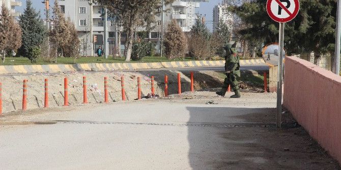 Polis, Şüpheli Paket İhbarlarını Titizlikle Değerlendiriyor