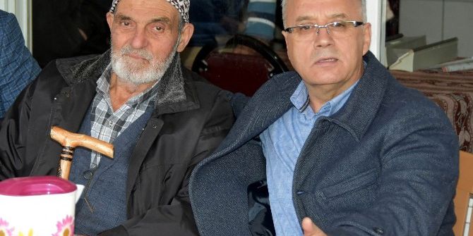 Yol İçin Arazisini Bağışladı