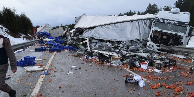 Afyonkarahisar’da Zincirleme Trafik Kazası (2)