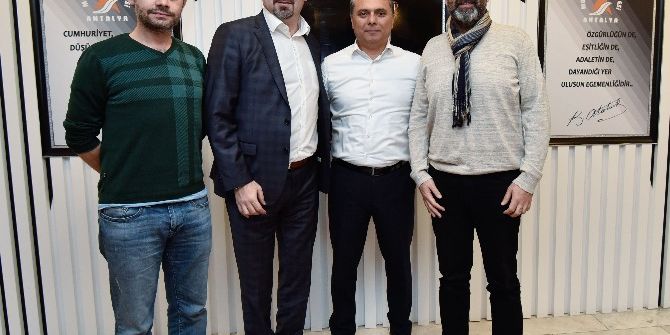 Başkan Uysal, Altın Portakallı Yönetmeni Ağırladı