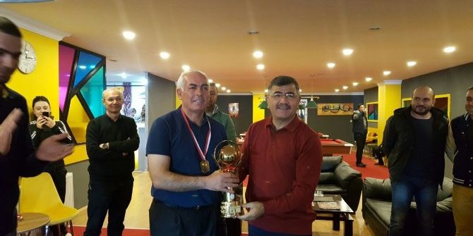 3 Bant Bilardo Turnuvası Sona Erdi