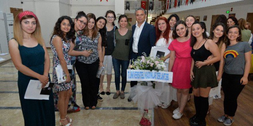 Muratpaşa Belediyesi Gençlik Evleri’ne Kayıtlar Başladı