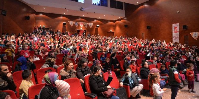 Çocuklar “Pepe” Adlı Oyun İle Gönüllerince Eğlendi