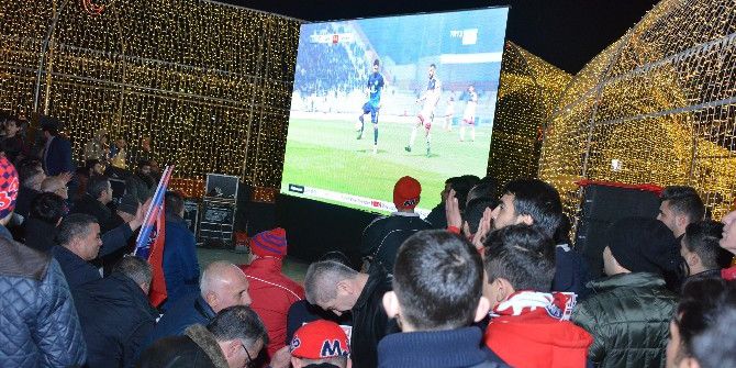 Büyükşehir, Deplasman Yasağını Dev Ekranla Aştı