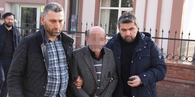 Kendisini Tehdit Eden Oğlunu Tüfekle Vurdu