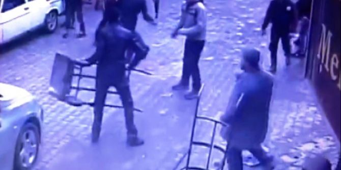 Konya’da Suriyelilerin Laf Atma Kavgası: 1 Yaralı