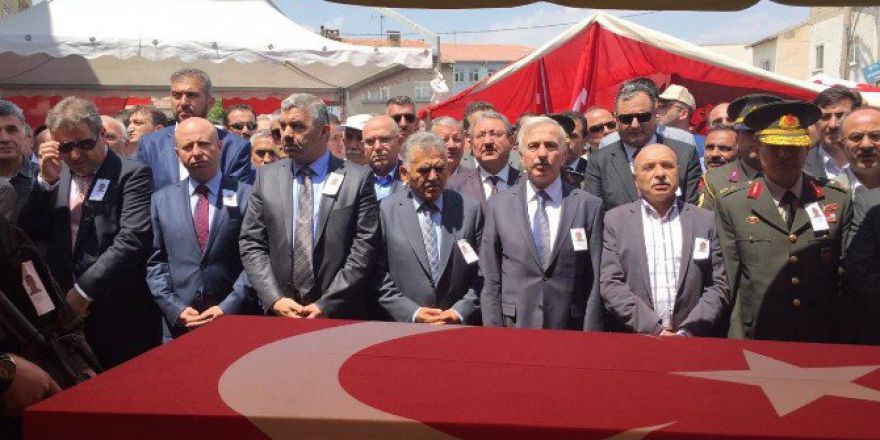 Şehit Komiser Yardımcısı Cennet Yiğit Bir Ay Sonra Nişanlanacaktı