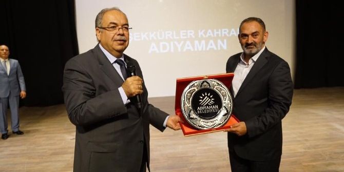 Şair Dursun Ali Erzincanlı’ya Fahri Hemşerilik Beraatı Verildi